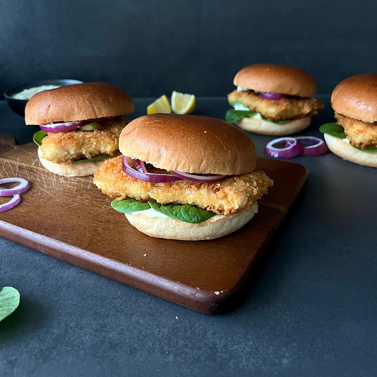 Kabeljau Fischburger mit Joghurt Remoulade