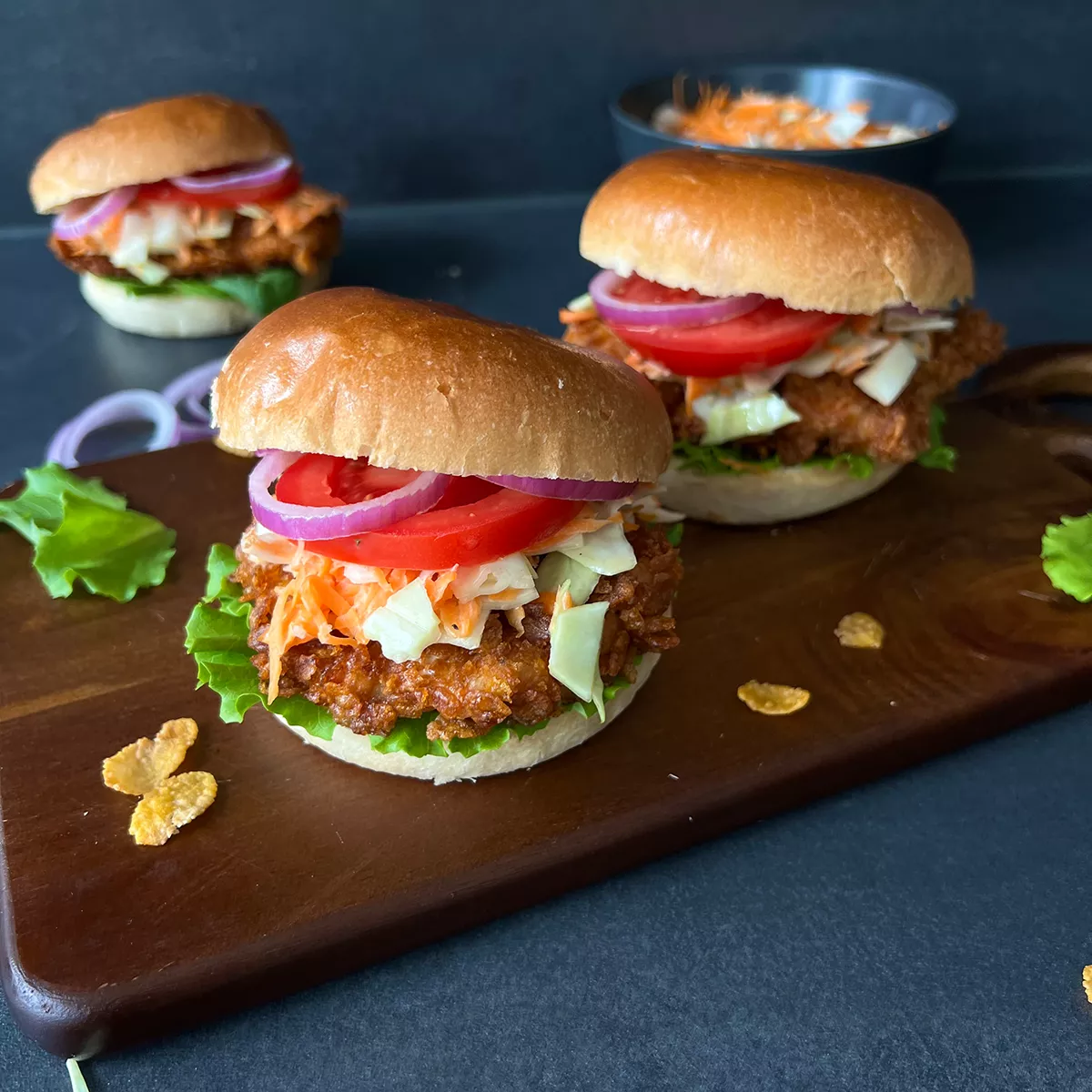 Crispy Chicken Burger mit Coleslaw