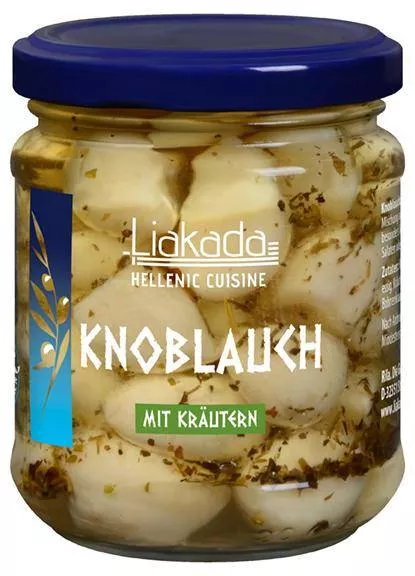 Knoblauch mit Kräutern in Öl