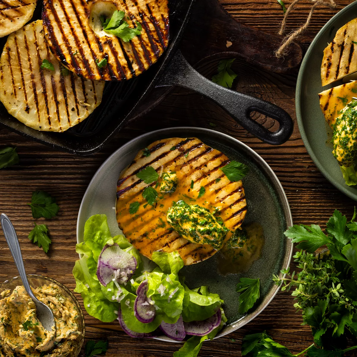 Selleriesteaks mit veganer Café de Paris Butter